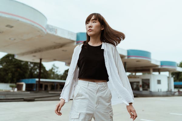 小沈阳爱妻罕见露面!素颜出街颜值惊艳 第1张 小沈阳爱妻罕见露面!素颜出街颜值惊艳 第1张