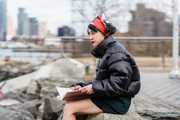 变形记韩安冉：从叛逆少女到直播宠儿，她经历了什么？