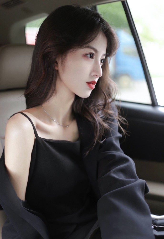 赫本奥黛丽：银幕传奇的永恒魅力