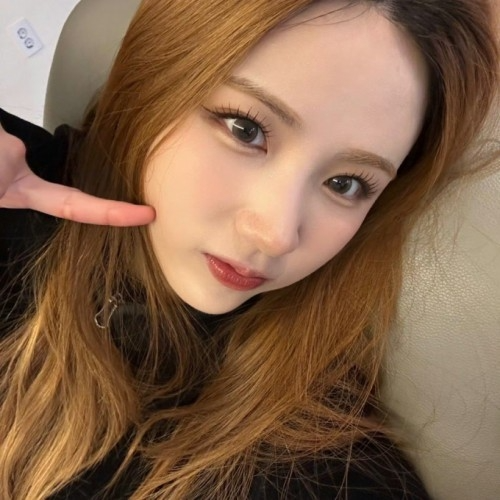 迪丽热巴片场态度引争议,猝不及防翻白眼 火气大 第3张 迪丽热巴片场态度引争议,猝不及防翻白眼 火气大 第3张