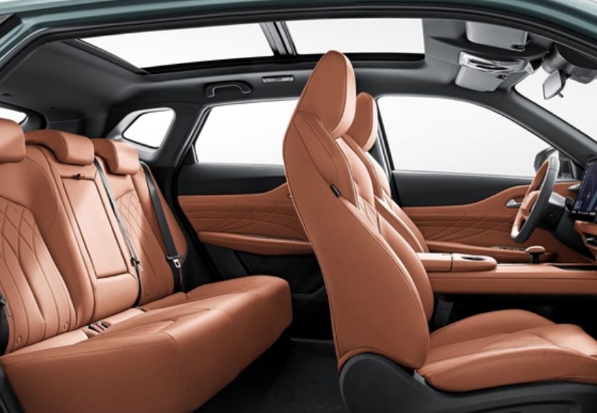 11.79万起 长安UNI-Z上市:首搭新蓝鲸插电混动竞争宋PLUS! 第7张 11.79万起 长安UNI-Z上市:首搭新蓝鲸插电混动竞争宋PLUS! 第7张