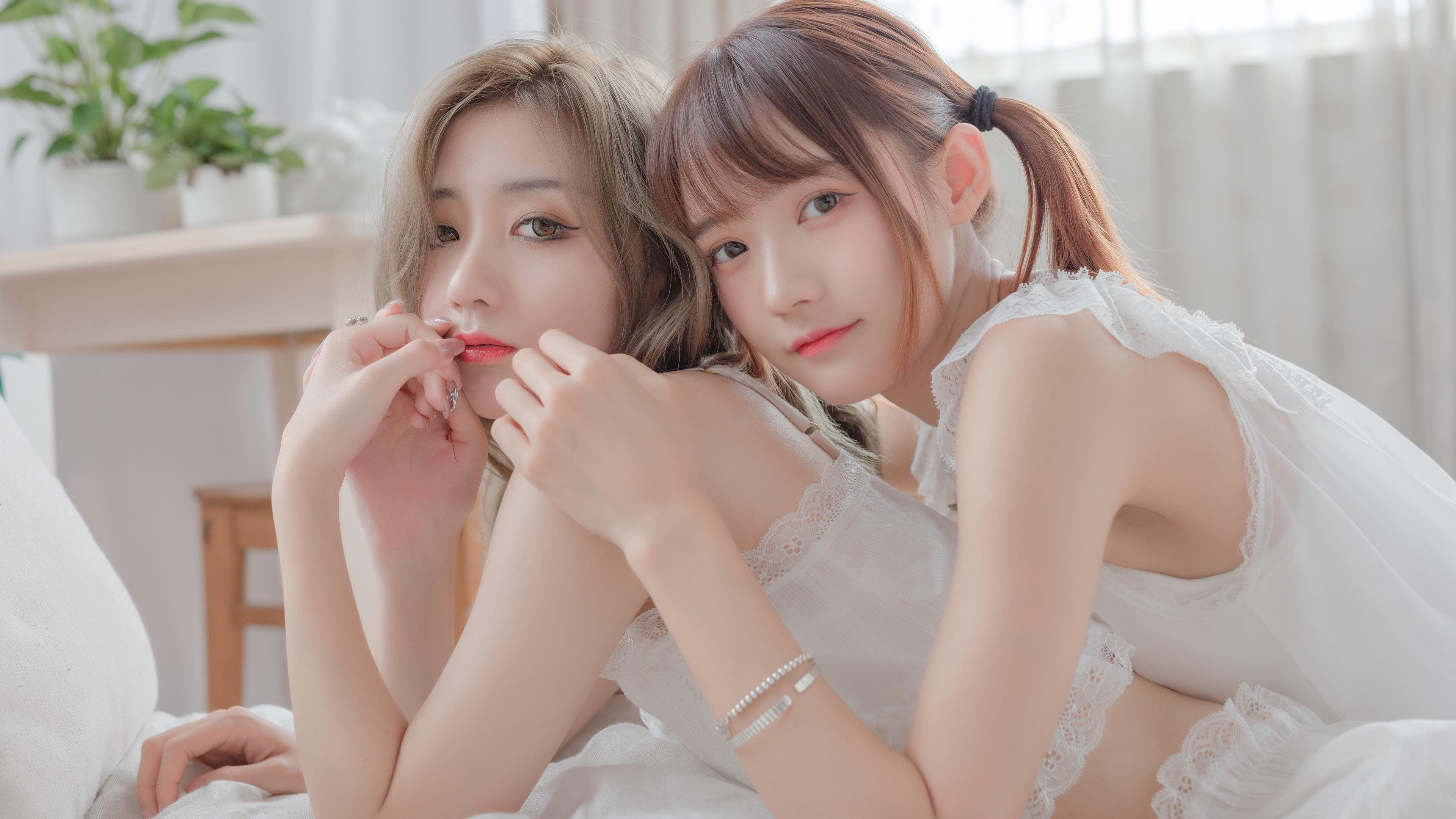 郑爽回应直播争议(郑爽再回应直播失控 直言网红主播都在演戏受不了) 第1张 郑爽回应直播争议(郑爽再回应直播失控 直言网红主播都在演戏受不了) 第1张