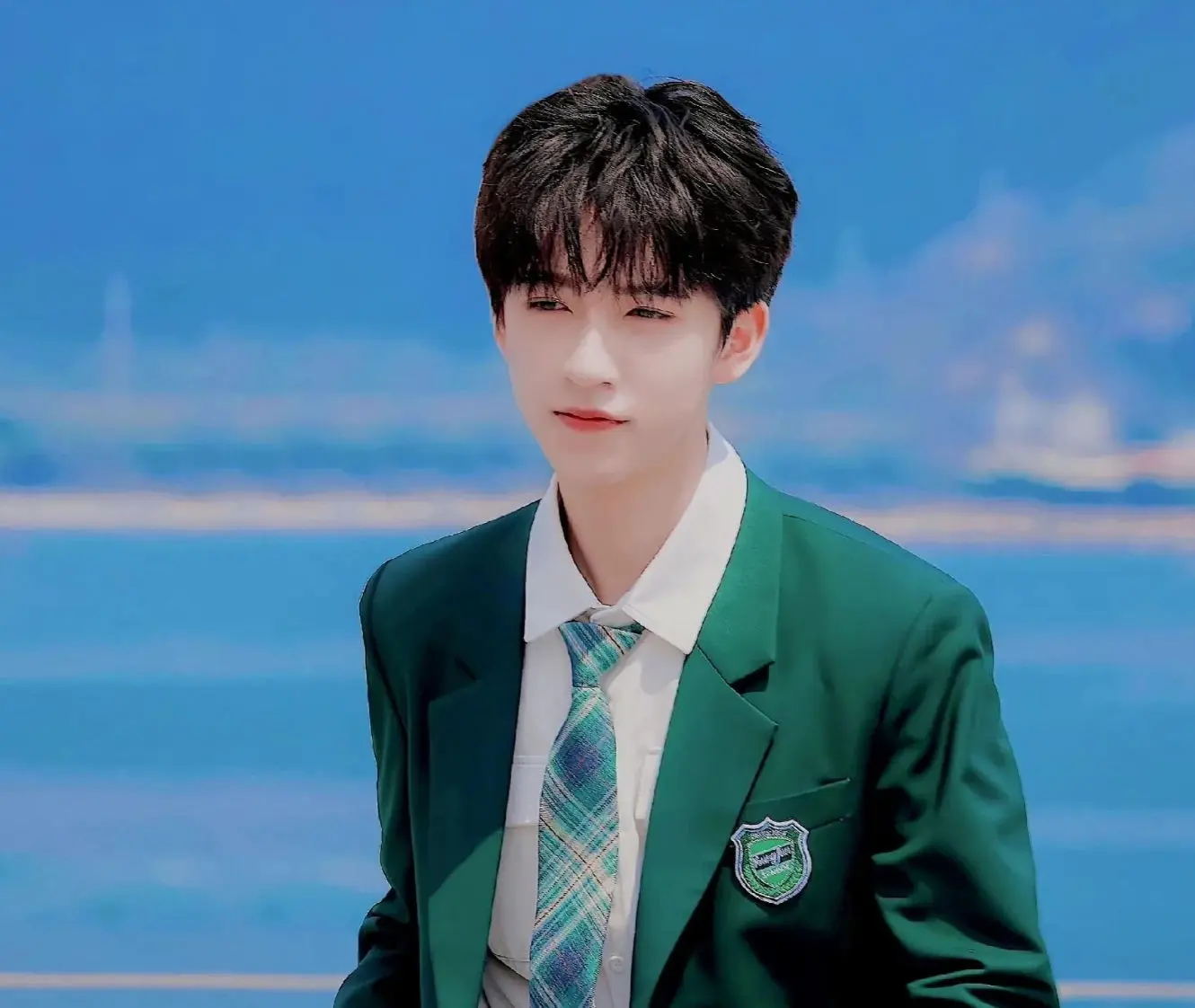 贺峻霖为什么一直戴一个戒指,贺峻霖老是戴着一个戒指的原因 第2张 贺峻霖为什么一直戴一个戒指,贺峻霖老是戴着一个戒指的原因 第2张