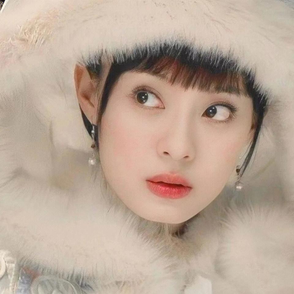 长发造型回春?42岁孙俪的容颜变迁史 第39张 长发造型回春?42岁孙俪的容颜变迁史 第39张