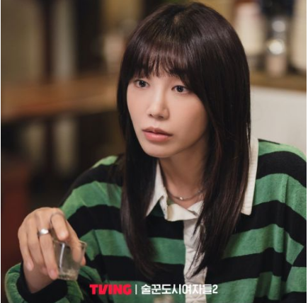 崔振赫再扮检察官遇上白天是李姃垠晚上是郑恩地的女子!《日夜不同的她》定档6月 第7张 崔振赫再扮检察官遇上白天是李姃垠晚上是郑恩地的女子!《日夜不同的她》定档6月 第7张