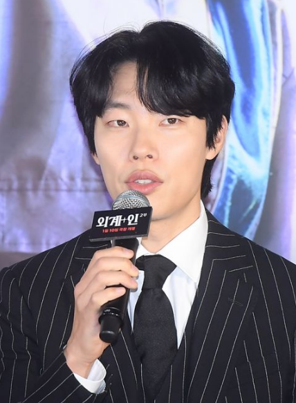 柳俊烈、裴晟佑再推新作《The 8 Show》并参与5月10日公开活动 第2张 柳俊烈、裴晟佑再推新作《The 8 Show》并参与5月10日公开活动 第2张