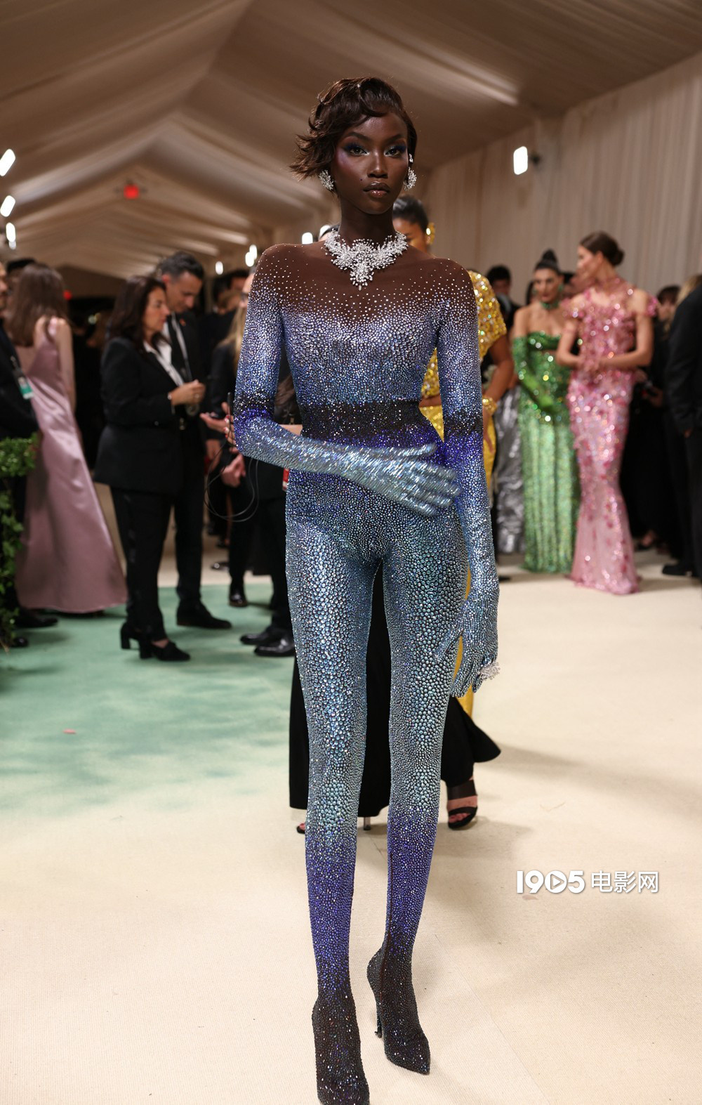 MetGala很难评!赞达亚超受宠 卡迪B封占地王者 第18张 MetGala很难评!赞达亚超受宠 卡迪B封占地王者 第18张